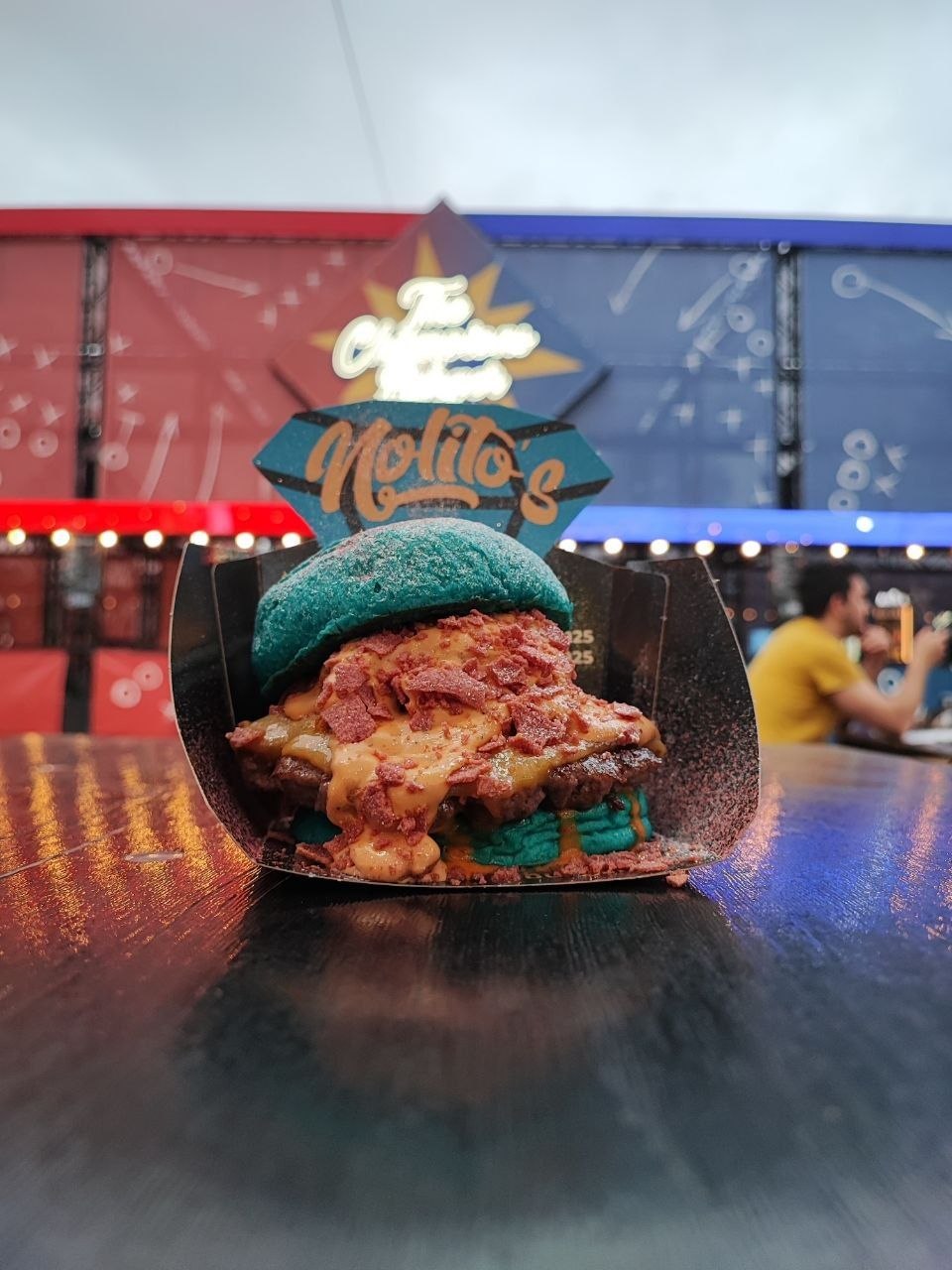Colaboración con The Champions Burger